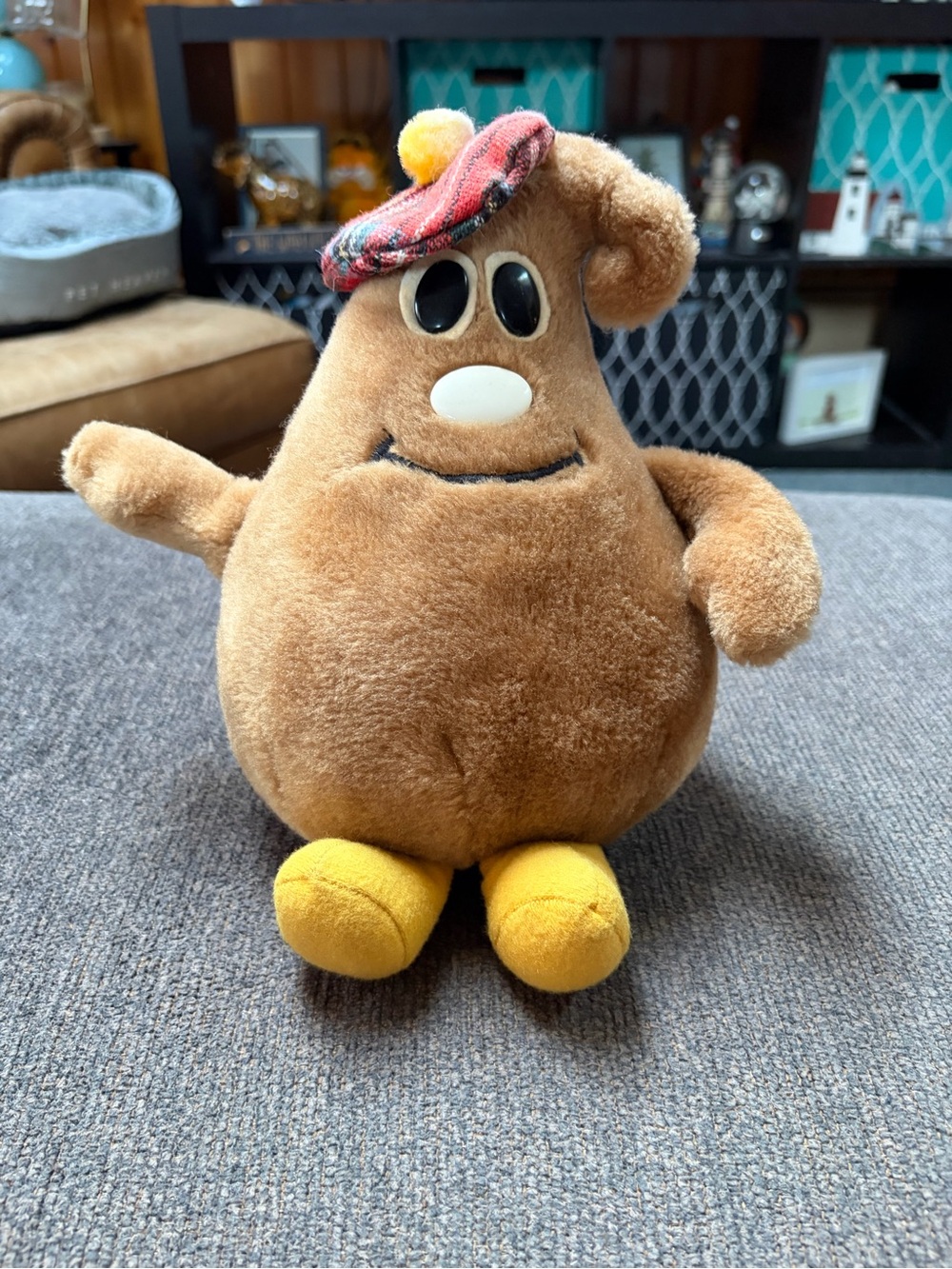 Scotchy Nestle  Plush Stuffed Animal Chocolate Morsel 1984 Toy Plaid Hat 8"